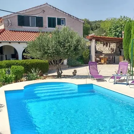 Charming Villa Nika With The Pool Supetar Exterior photo