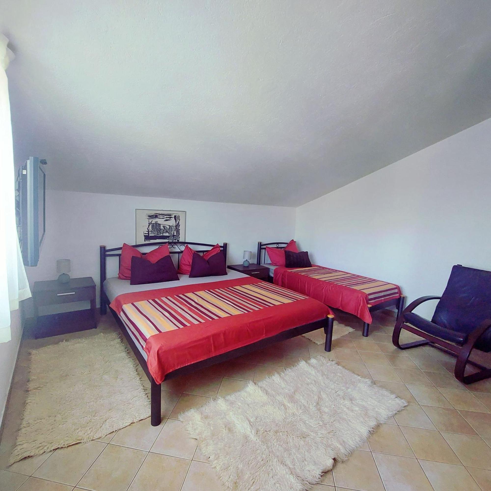 Villa Charming Nika With The Pool *