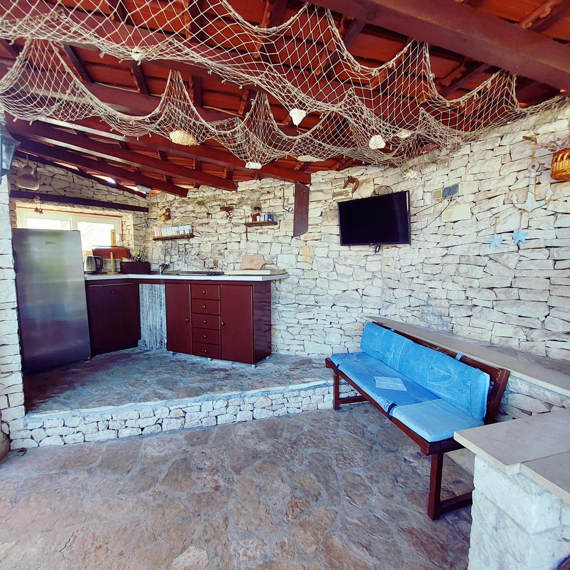 Villa Charming Nika With The Pool Supetar