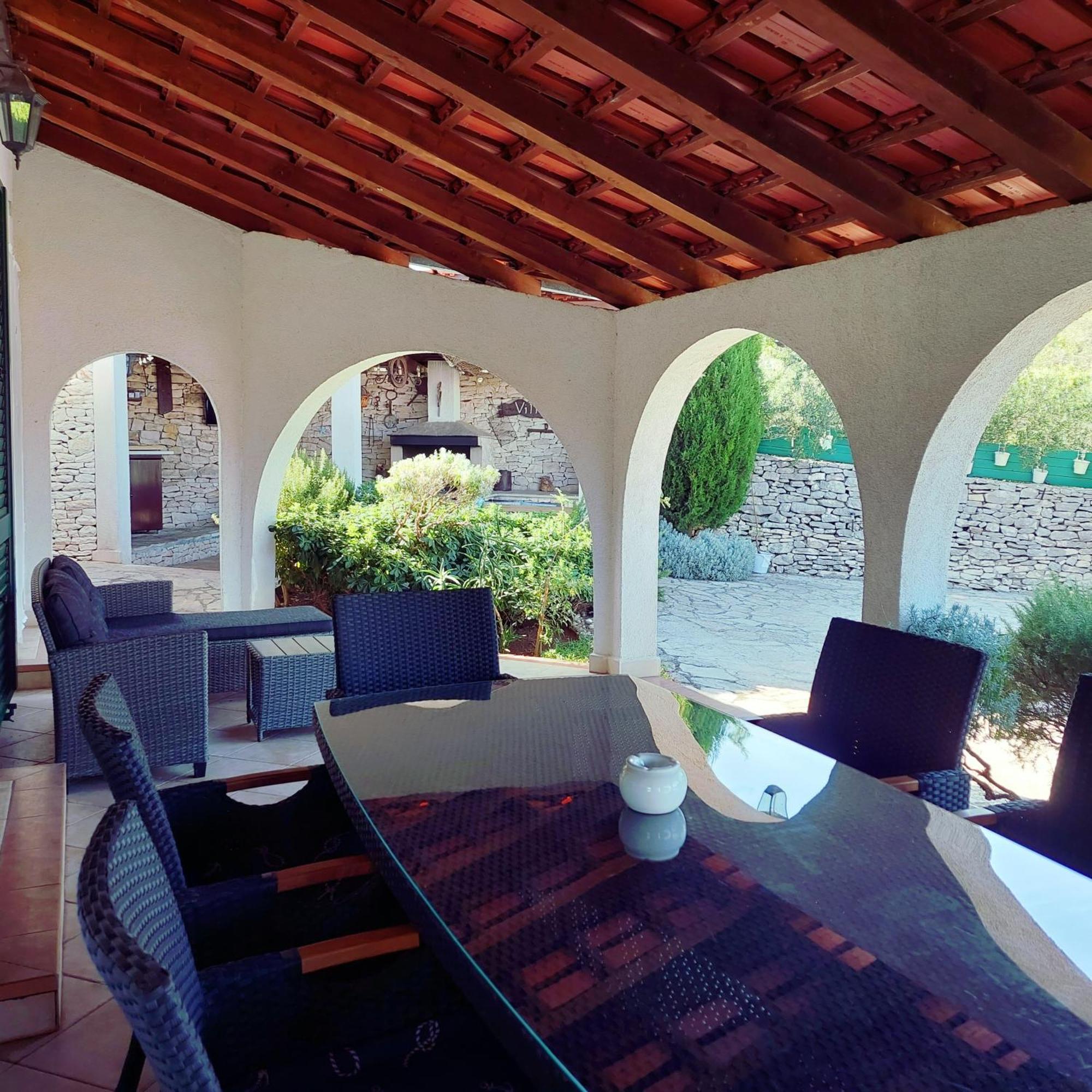Villa Charming Nika With The Pool Supetar